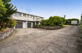 8A Tybalt Street, Stratford