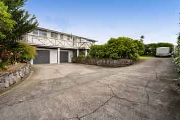 8A Tybalt Street, Stratford