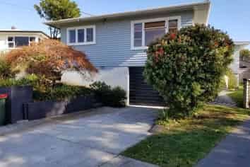 14 Torbay Street, Brooklands