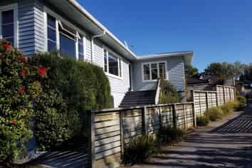 14 Torbay Street, Brooklands