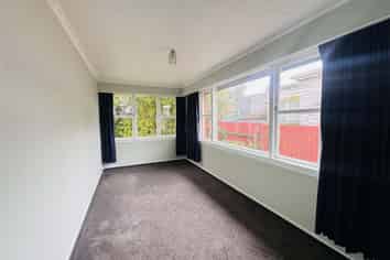 65 Maitland Street, Strathern