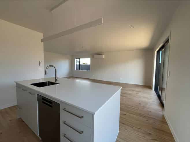 17 Boyce Crescent, Cambridge