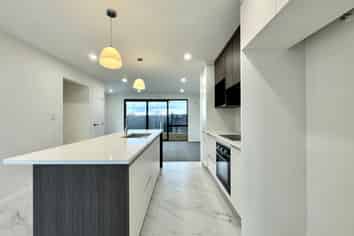 18 Paapaakiri Loop, Takanini