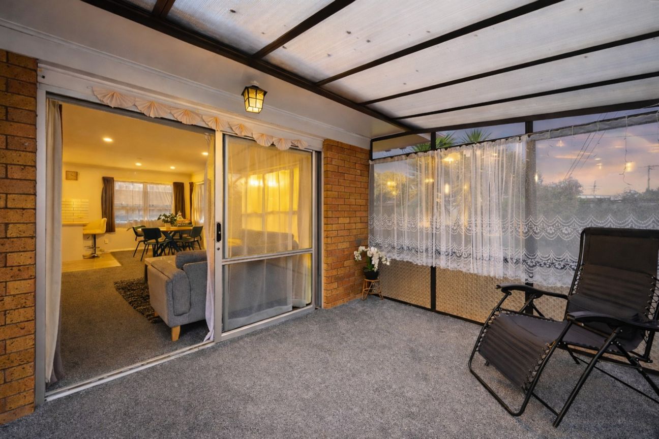 Centrally Located | Fully Fenced | Urgent sale! - Widok 4
