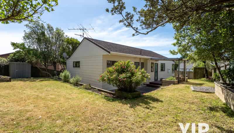 30 Guadeloupe Crescent, Grenada Village