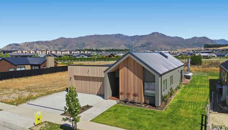 61 Pounamu Avenue, Wanaka