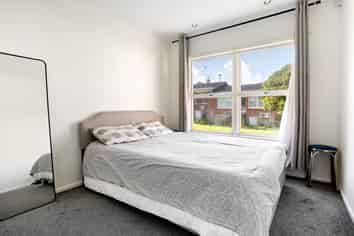 6/12 Raines Avenue, Forrest Hill