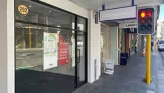  292 Broadway, Newmarket