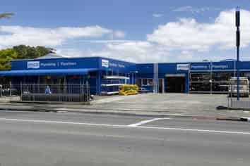 Blue-Chip Investment | National Brand Tenant
