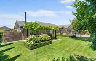 10 Hurricane Way, Wigram