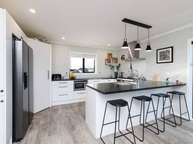 21 George Street, Bulls