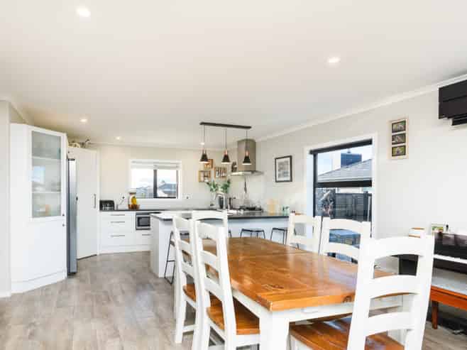 21 George Street, Bulls