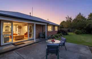 31 North Terrace, Darfield