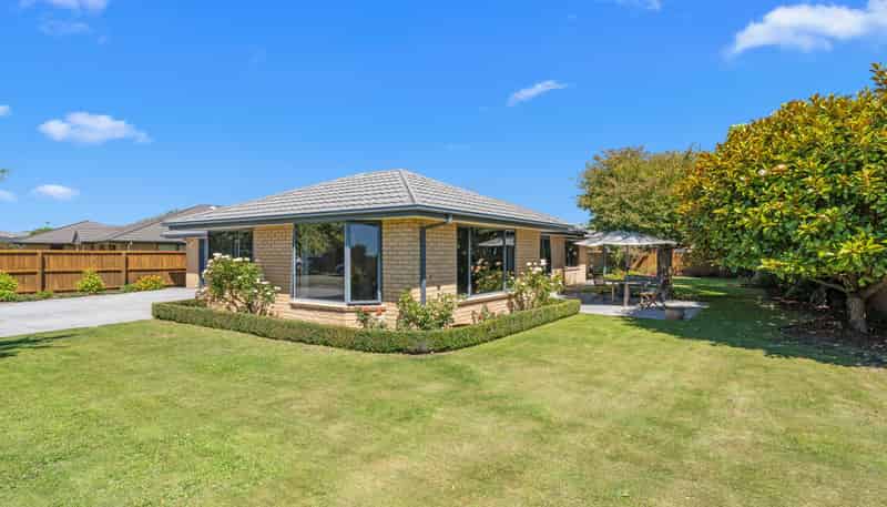 2 Spitfire Place, Wigram