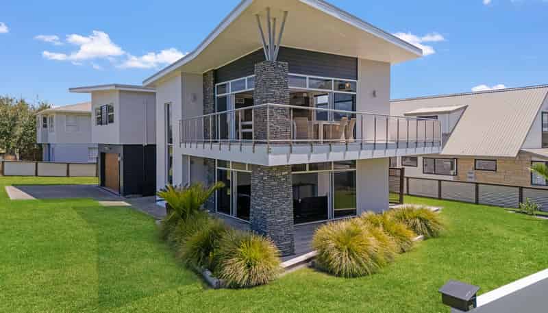 401 Harbour View Road, Whangamata