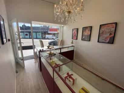 Broadway Corner Retail