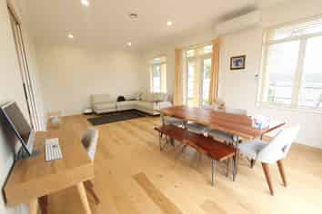 26 Scarlet Oak Drive, Albany