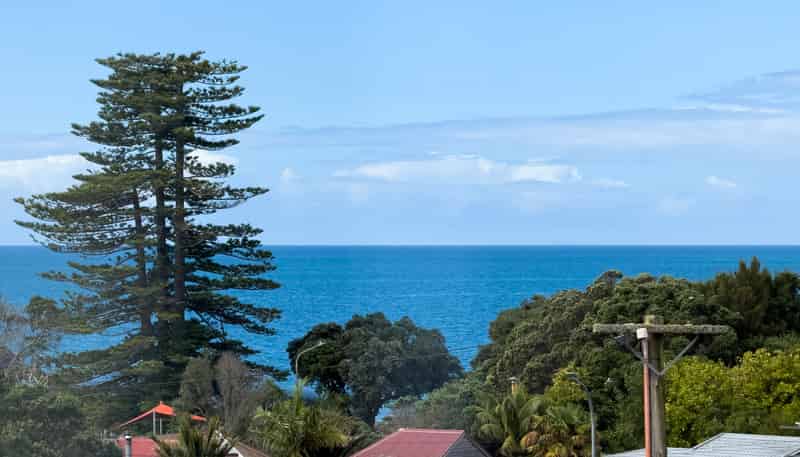 8 Park Rise, Campbells Bay
