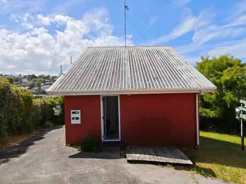 11B Helicon Place, Sunnynook