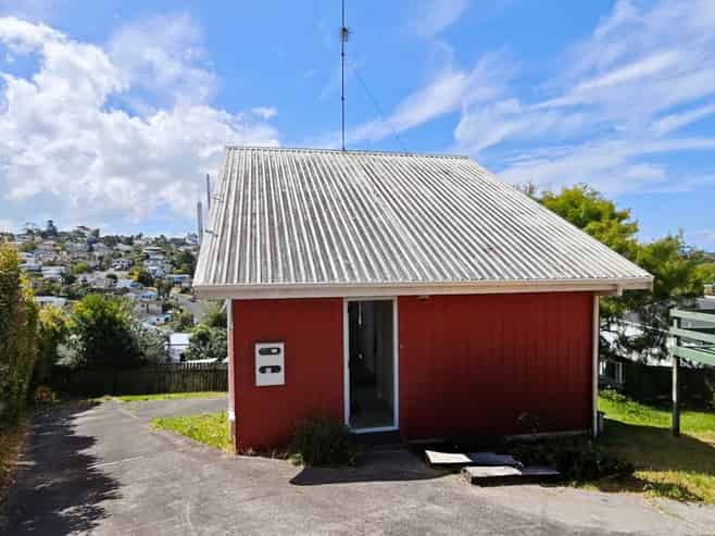 11B Helicon Place, Sunnynook