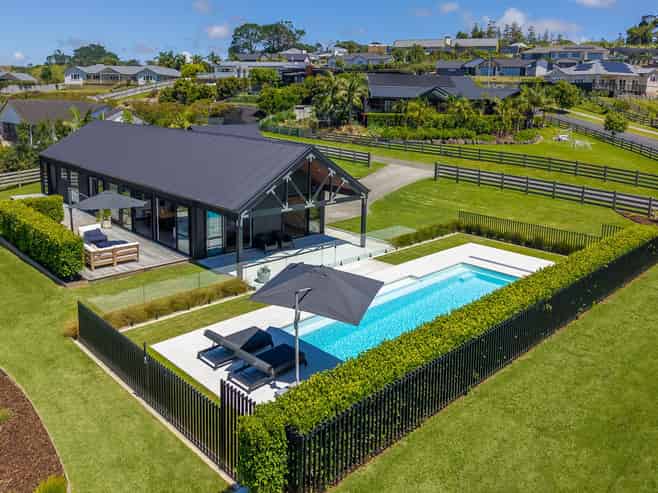  81 Solan Drive, Waimauku