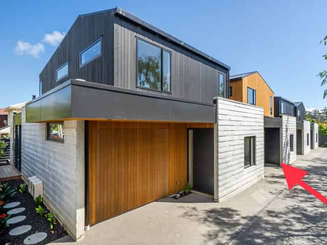 3B King George Avenue, Epsom