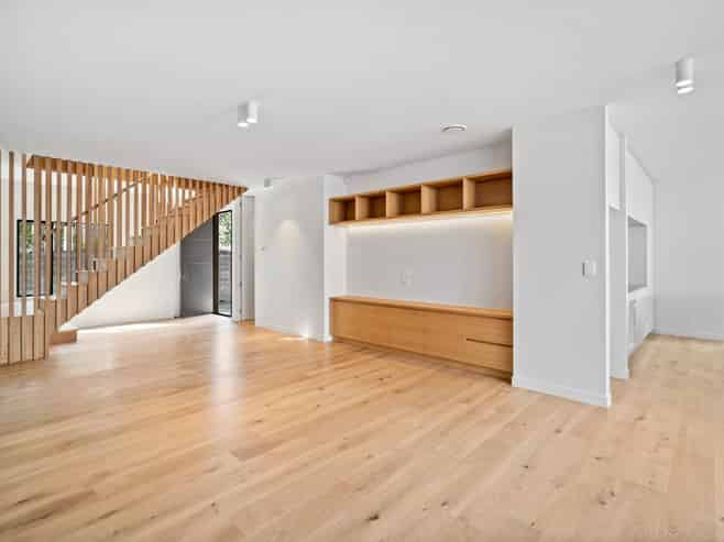 3B King George Avenue, Epsom