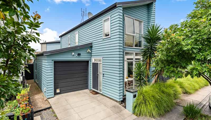 7 Torea Tai Road, Hobsonville