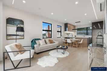 4/16 Binsted Road, New Lynn