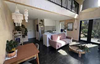 16C Peace Avenue, Moturoa