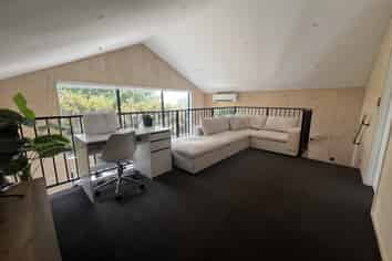 16C Peace Avenue, Moturoa