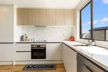 169b Wainui Road, Millwater