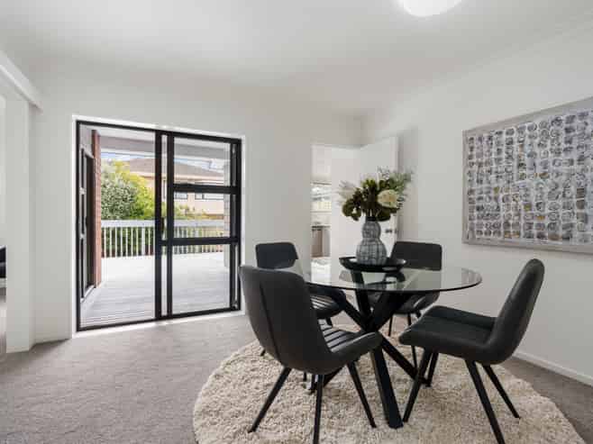 1/459 Beach Road, Murrays Bay