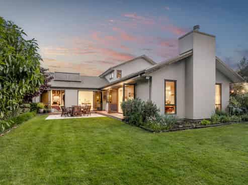 8A Gracefield Street, Wakatu