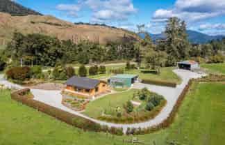 61 Matiri West Bank Road, Murchison