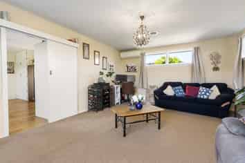 18 Compton Street, Woolston