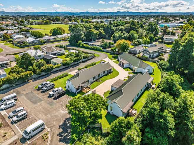 Healthcare investment with long-term leaseback