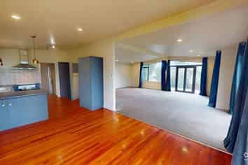 16 Dittmer Drive, Awapuni