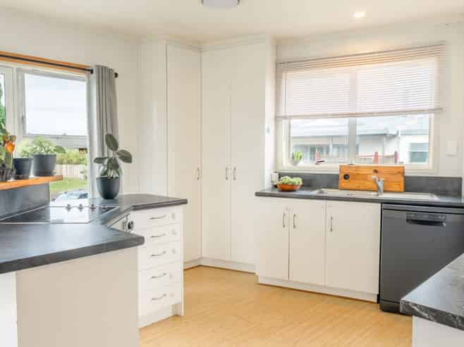 20 Landscape Road, Coastlands