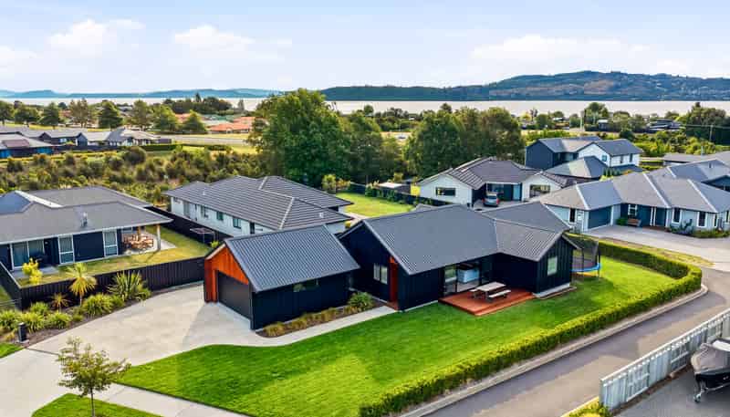 28 Harakeke Drive, Wharewaka