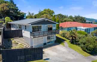 76 Major Drive, Kelson