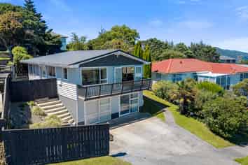 76 Major Drive, Kelson
