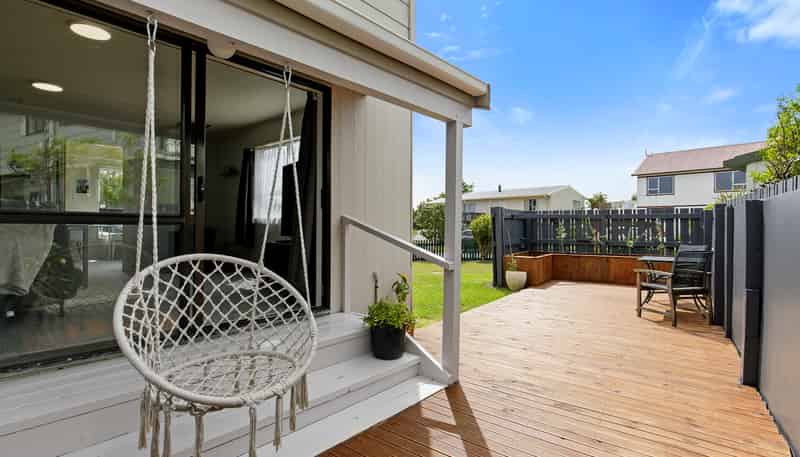 1/26 Outram Grove, Kelson
