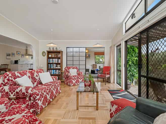 8A Gemini Place, Kawaha Point