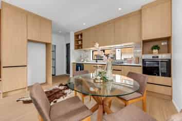 8/27 Red Hill Road, Papakura