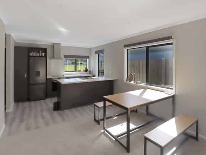 32 Harry Martin Lane, Wainuiomata