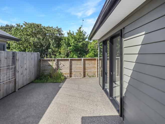 32 Harry Martin Lane, Wainuiomata
