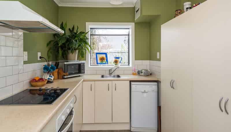 10/27 Cornwall Street, Saint Albans