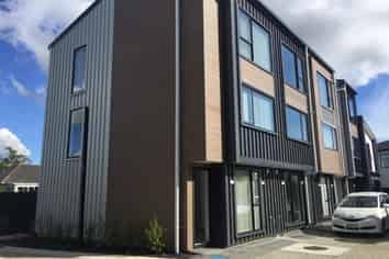 41 Marumaru Lane, Manurewa