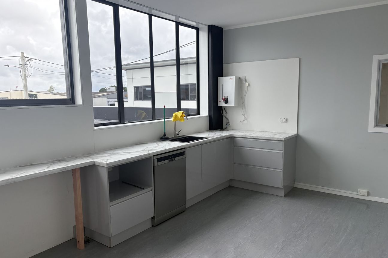 Superior space on popular White Street - Näkymä 6